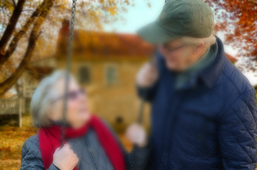 Recognizing the Signs: Common Symptoms of Macular Degeneration
